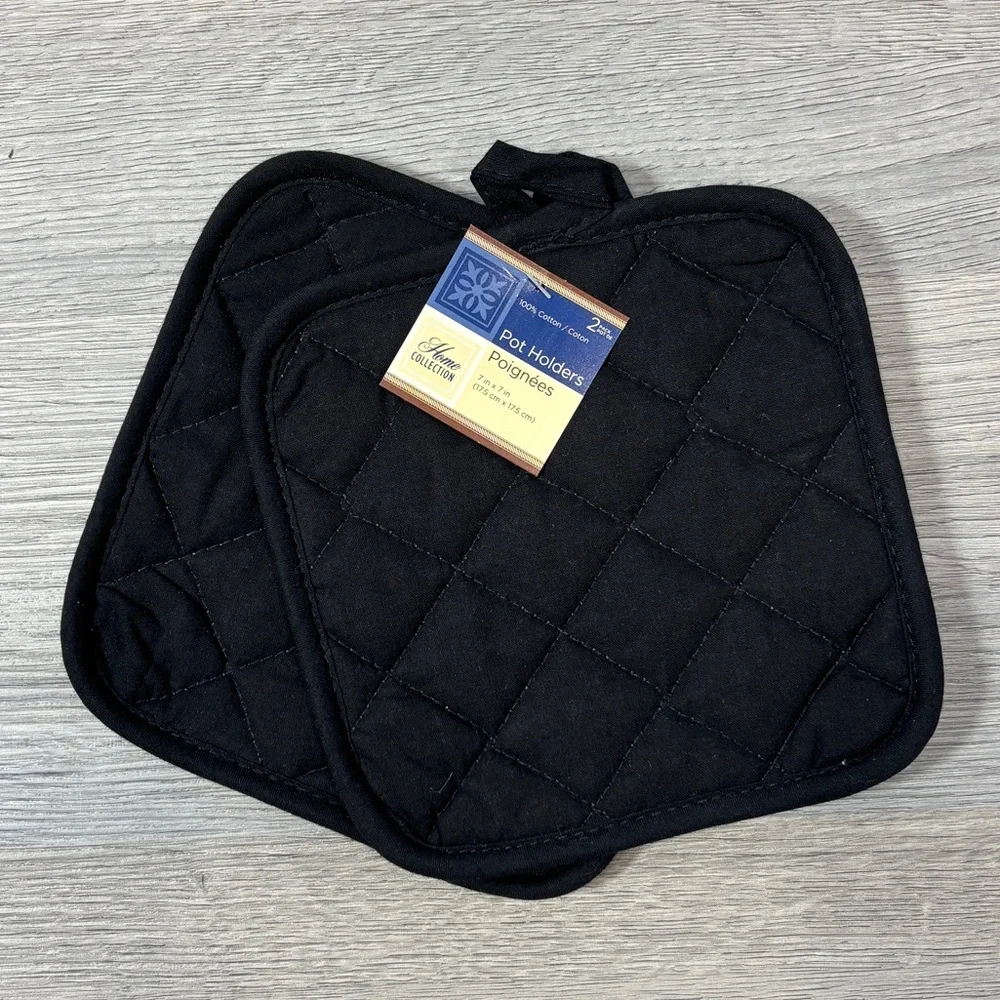 Bless this Kitchen  Oven Mitts & Black‎ Pot Holders NEW